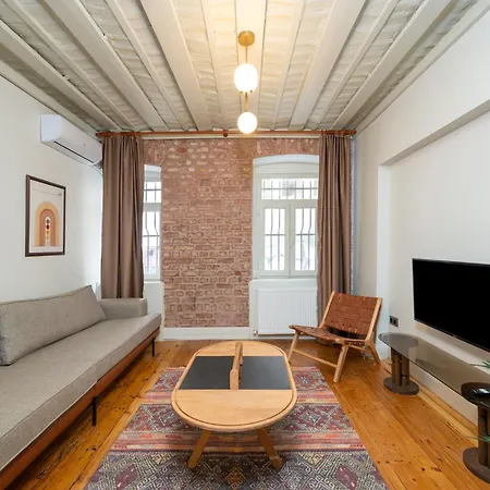 Διαμέρισμα Maison Chic : Newly Renovated 3br In Center Κωνσταντινούπολη