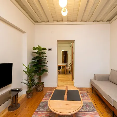 Apartamento Maison Chic : Newly Renovated 3br In Center *