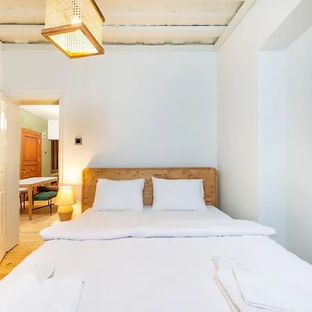 Maison Chic : Newly Renovated 3br In Center Apartmán *